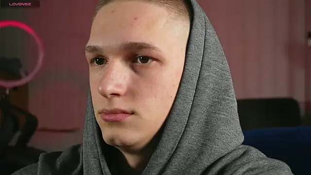 dustyn fox online show from 02-09-25, 07:52