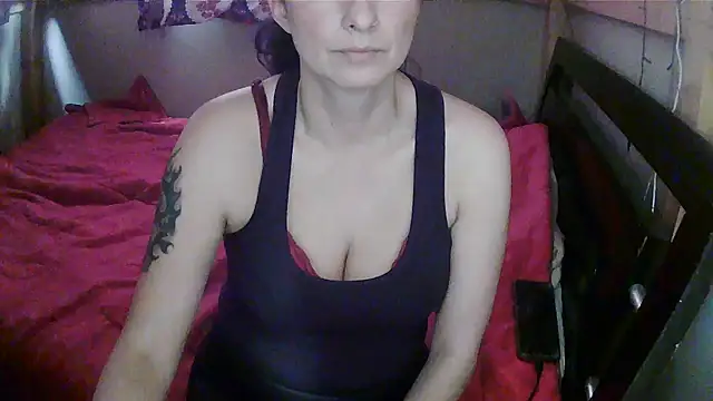 Snapshot of Jennys_room_77 chatting on 07-13-26, 08:55 Jennys room 77 online show from 07-13-26, 08:55