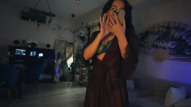 Leona Mell online show from 03-03-26, 04:07