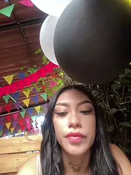 Effy Bonny online show from 03-12-25, 06:33