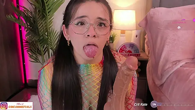 Snapshot of cammiefoalss chatting on 02-13-25, 05:22 cammiefoalss online show from 02-13-25, 05:22