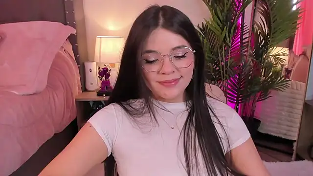 Snapshot of cammiefoalss chatting on 03-16-25, 05:39 cammiefoalss online show from 03-16-25, 05:39