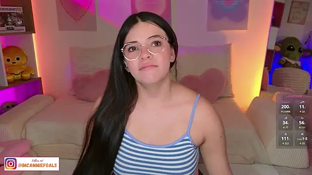 Snapshot of cammiefoalss chatting on 11-26-25, 06:31 cammiefoalss online show from 11-26-25, 06:31