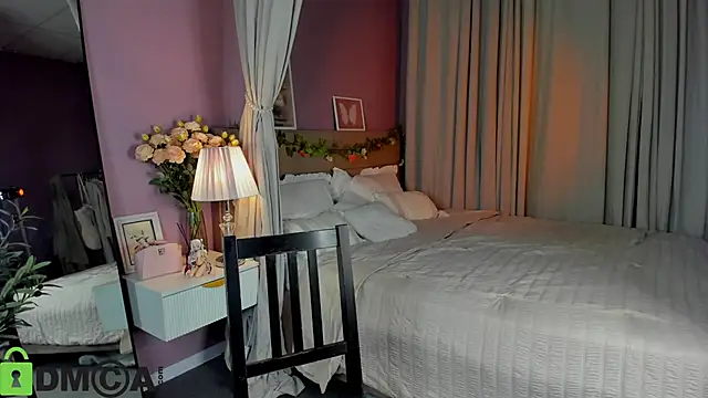 Dearly Emily online show from 03-01-26, 04:09