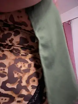  Shara Handal  online show from 11-16-25, 06:52