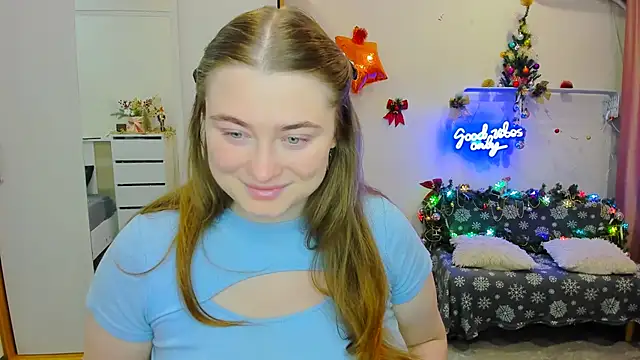 Snapshot of Demure_Smile chatting on 12-03-24, 03:09 Demure Smile online show from 12-03-24, 03:09