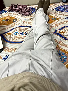 Snapshot of wickedaryan chatting on 01-10-26, 06:53 wickedaryan online show from 01-10-26, 06:53