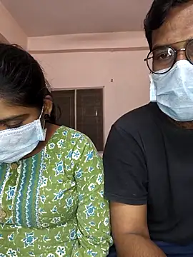 Snapshot of fuck6inch9 chatting on 12-16-25, 01:05 fuck6inch9 online show from 12-16-25, 01:05