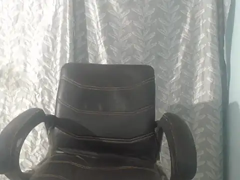 cute-priy online show from 11-13-25, 04:22