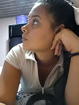 Snapshot of sexy-latin10 chatting on 03-16-25, 10:09 sexy-latin10 online show from 03-16-25, 10:09