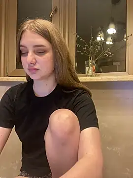 MollyDolle online show from 04-05-26, 04:04