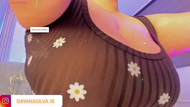 Snapshot of dayan_silva_ chatting on 09-20-25, 02:45 dayan silva online show from 09-20-25, 02:45