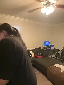 ThicBunz online show from 03-04-25, 01:55