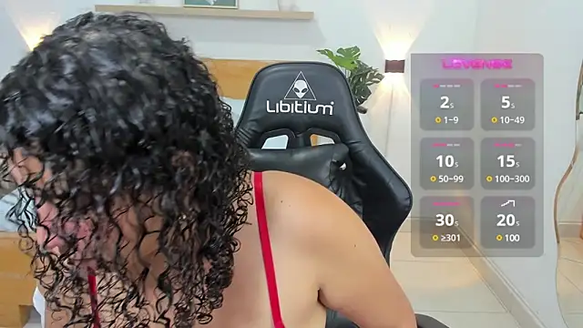 aixa 15 online show from 02-11-25, 12:05