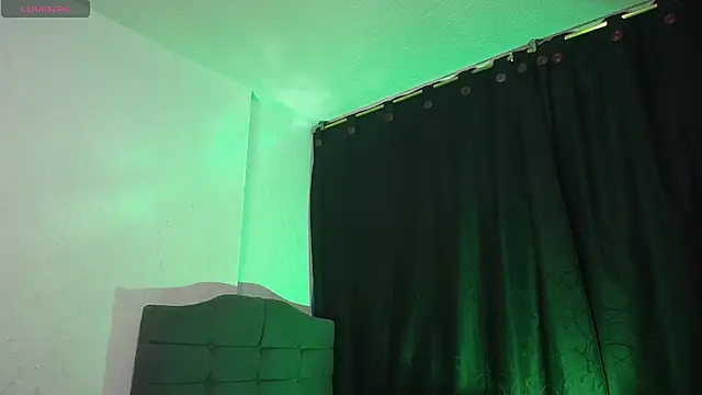 Snapshot of sexybat_twink chatting on 09-27-25, 11:59 sexybat twink online show from 09-27-25, 11:59