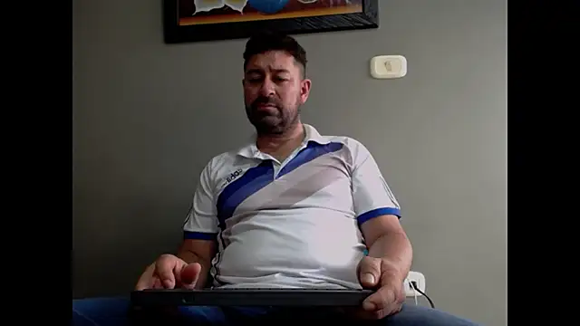 Snapshot of ambar_jacksonn chatting on 06-25-26, 10:03 ambar jacksonn online show from 06-25-26, 10:03