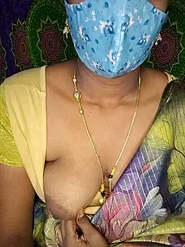 Snapshot of anisha91 chatting on 09-17-25, 04:30 anisha91 online show from 09-17-25, 04:30