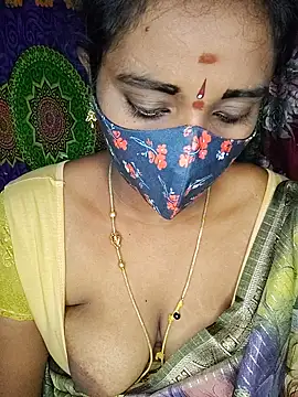 Snapshot of anisha91 chatting on 09-18-25, 07:10 anisha91 online show from 09-18-25, 07:10