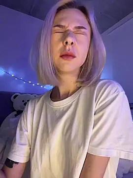  urbestie  online show from 04-14-26, 11:33