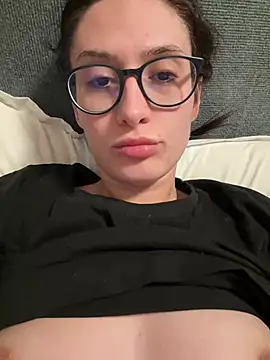 Snapshot of MiaJeanns chatting on 03-17-25, 09:13 MiaJeanns online show from 03-17-25, 09:13