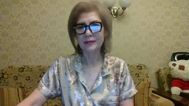 Snapshot of Elegant00Lady chatting on 07-13-26, 10:12 Elegant00Lady online show from 07-13-26, 10:12