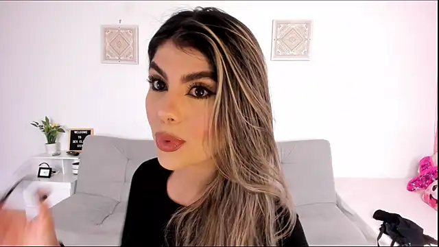 Abigail 29 online show from 01-16-26, 12:09