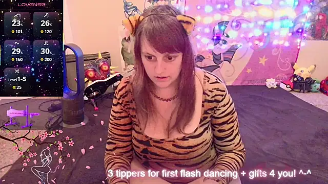 BabyZelda online show from 02-07-26, 04:16