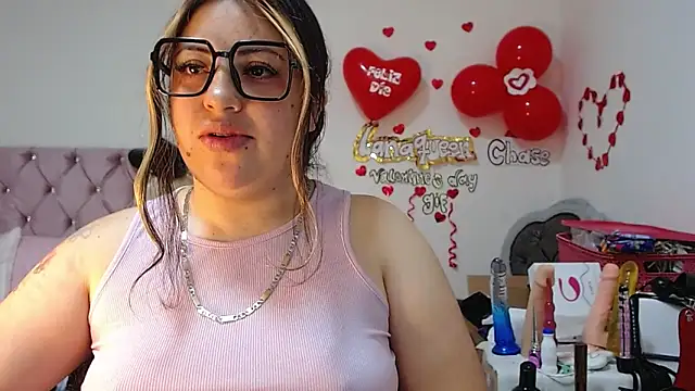 lanaqueen699 online show from 02-26-25, 06:32