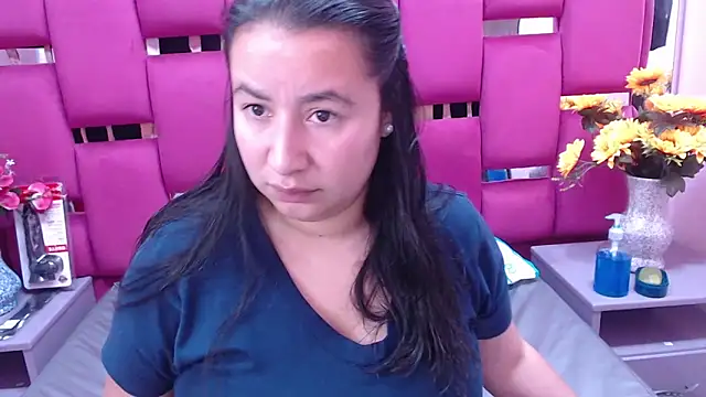 NaomyPrinces online show from 01-08-25, 01:31