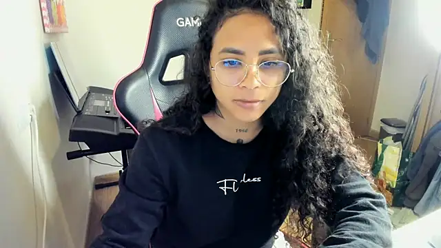 Ama music online show from 10-31-25, 09:43