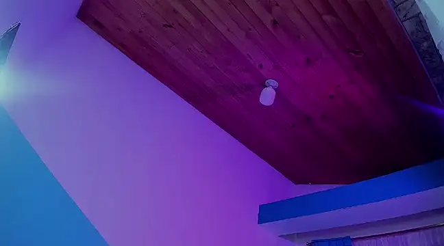 Snapshot of Hi_Marceline chatting on 12-18-24, 02:17 Hi Marceline online show from 12-18-24, 02:17