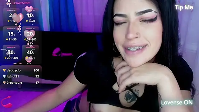 Snapshot of Hi_Marceline chatting on 11-13-25, 06:29 Hi Marceline online show from 11-13-25, 06:29