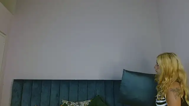 april bunnyy online show from 01-18-25, 07:37