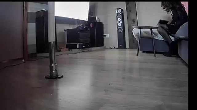 Snapshot of FLakiReve chatting on 11-13-25, 04:17 FLakiReve online show from 11-13-25, 04:17