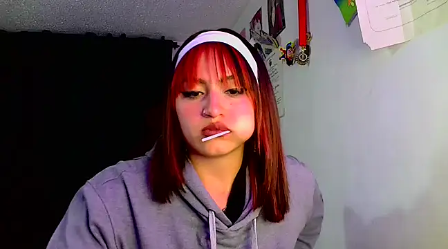 Snapshot of lucycherry__ chatting on 02-07-25, 03:55 lucycherry online show from 02-07-25, 03:55