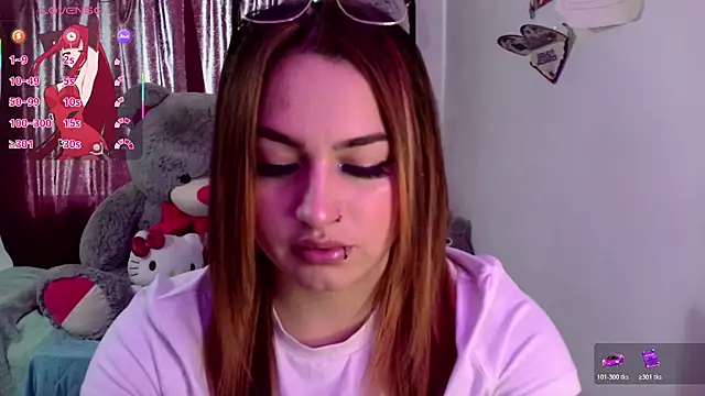 Snapshot of lucycherry__ chatting on 11-19-25, 07:14 lucycherry online show from 11-19-25, 07:14