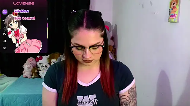 lucycherry   online show from 02-13-26, 05:03