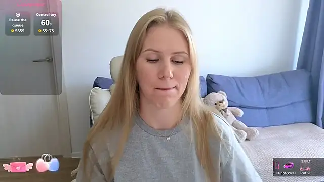 Snapshot of IsabelAllen chatting on 09-11-25, 10:59 IsabelAllen online show from 09-11-25, 10:59