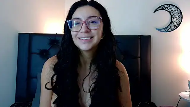 Snapshot of EvoletFMK chatting on 07-18-26, 11:58 EvoletFMK online show from 07-18-26, 11:58