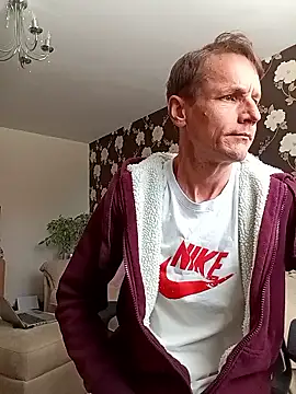 outdoorfun22 online show from 04-13-26, 01:49