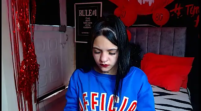 Violettasquirt online show from 03-11-25, 03:34