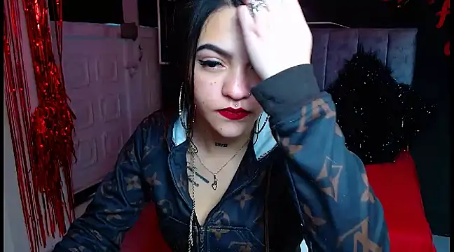 Violettasquirt online show from 03-22-25, 01:41