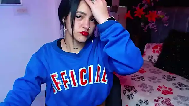 Violettasquirt online show from 12-19-25, 02:46