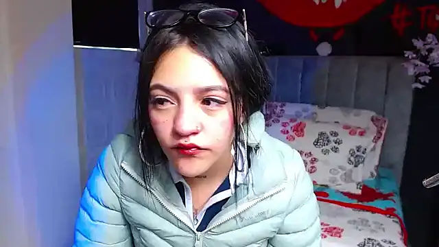 Violettasquirt online show from 01-19-26, 01:37