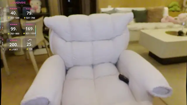 Hazel-11 online show from 12-04-25, 03:10