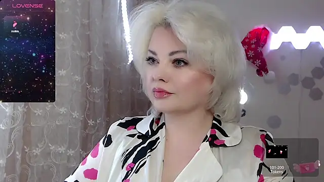 JewellKiss7 online show from 01-04-25, 07:23