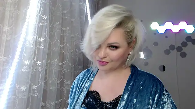 JewellKiss7 online show from 01-19-25, 07:47