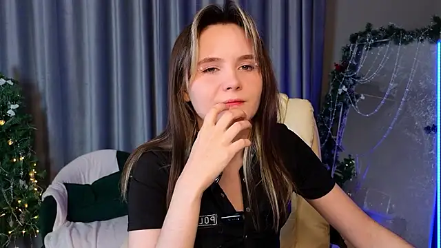 CiriRianonn online show from 01-13-26, 04:18