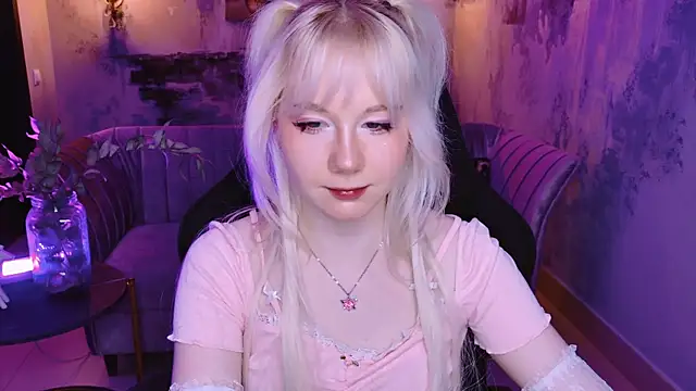 Snapshot of NancyMartinez chatting on 01-28-25, 04:08 NancyMartinez online show from 01-28-25, 04:08