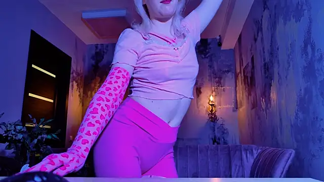 Snapshot of NancyMartinez chatting on 02-13-25, 04:17 NancyMartinez online show from 02-13-25, 04:17